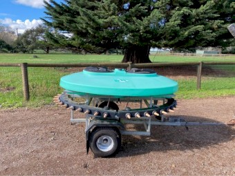 Polymaster 40 Teat Calf Feeder