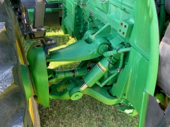 2005 John Deere 8420 FWA Tractor