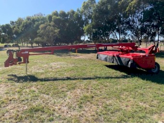 Massey Ferguson / Hesston 1375 Centre Pivot Mower Conditioner
