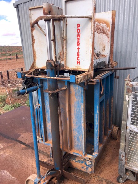 Lyco Powertech Woolpress