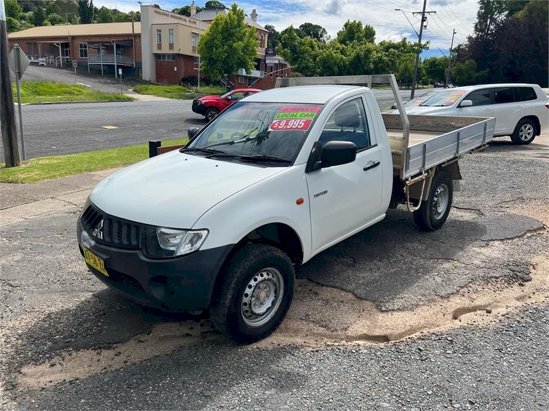 2008 Mitsubishi Triton Single Cab Tray Back 2.4 petrol 2wd