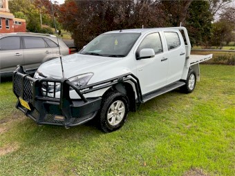 2015 D-MAX LS-M  (4x4) TF MY15 DIESEL TURBO F/INJ 3.0L 5 SP MANUAL