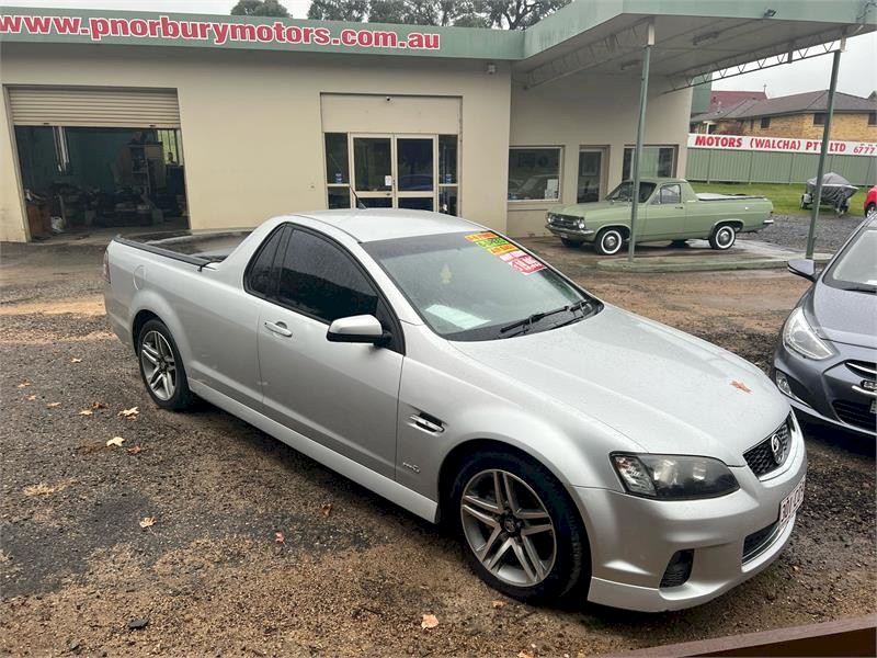 2011 SV6 Commodore 6 speed  Manual ute.