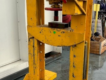 Heavy Duty Hydraulic Press 45-Ton Capacity Two Speed Pump