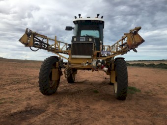 1996 Rogator 854 SP Boomspray