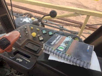 1996 Rogator 854 SP Boomspray