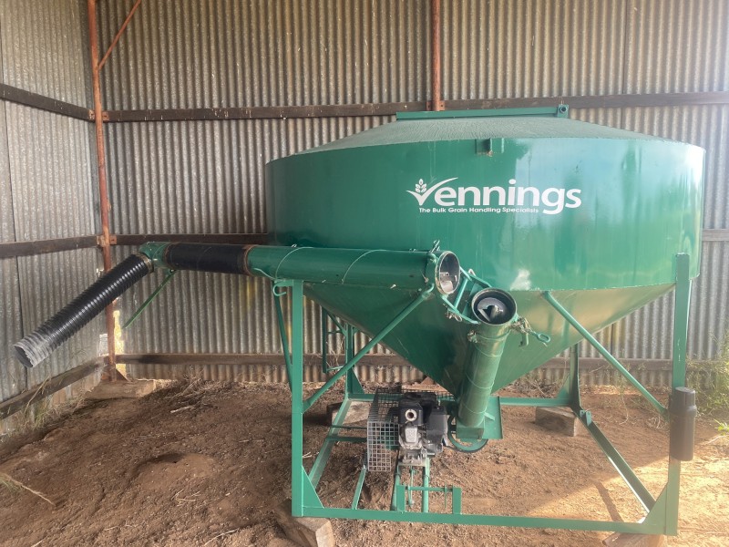 Vennings Seed Loader