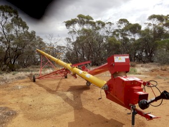 2020 Westfield  MKX 10-73 Swingaway Auger