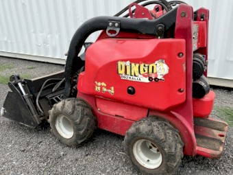 Dingo K9-4 Mini Digger Skid Steer 4-in-1 Bucket