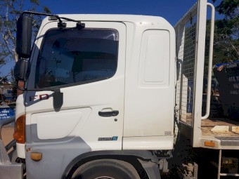 2014 Hino Skip Truck