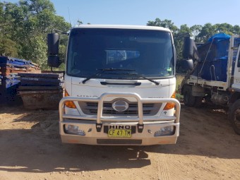 2014 Hino Skip Truck