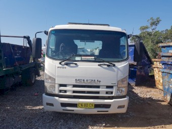2012 Isuzu FFR 500 Skip Truck