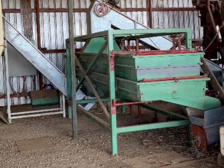 WANTED Separating Riddle Box for a Chaff Cutter