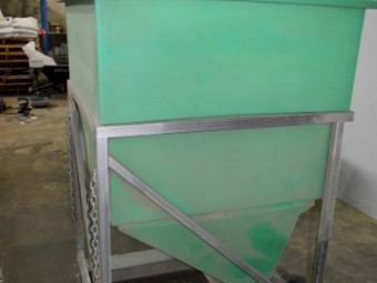 Jacky Bin - 1000L Side Discharge