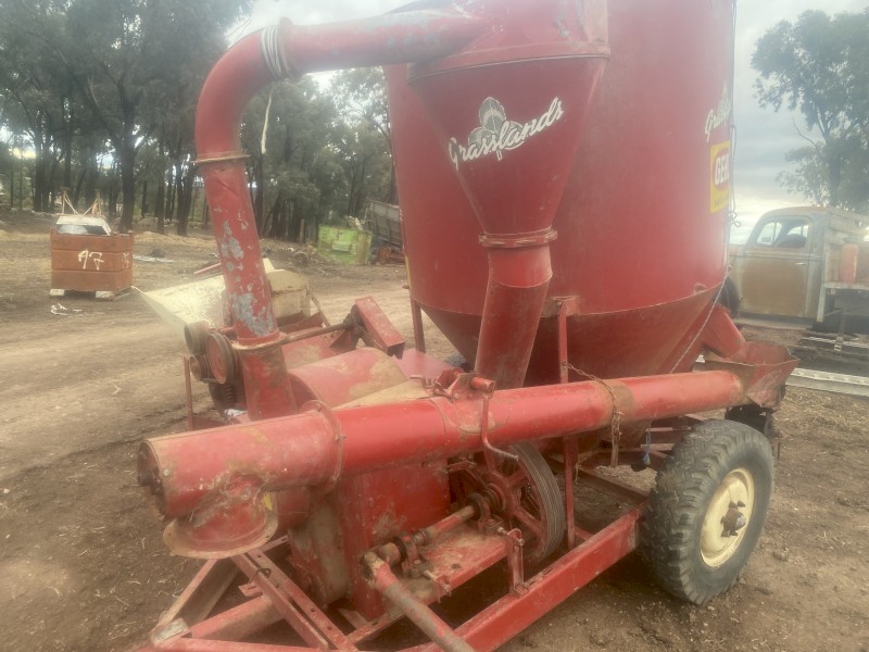 Grasslands Gehl mixall