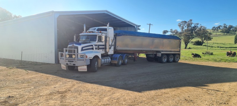 Kenworth T600 Prime Mover