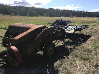 Bailer , accumilator and grab