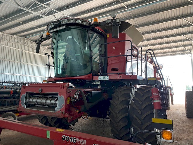 2014 Case 8230 header