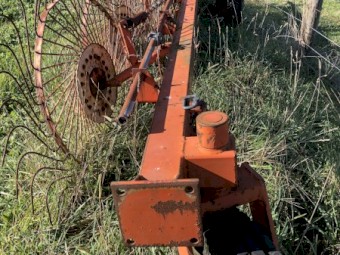 TR6 Howard inline rake 