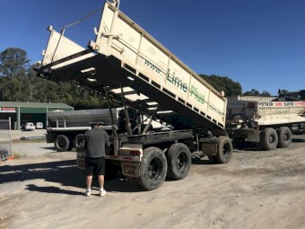 13 Cub  Metre Self Unloading / Roller Matt Trailer