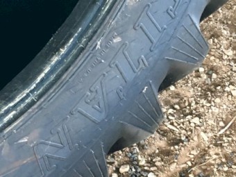 380-90R46 Tyres x 4