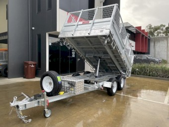 12x7 Hydraulic 3 Way Flat Top Tipper Trailer ATM 3.5 t With Ramp Hot Dip Galvanised & Cage