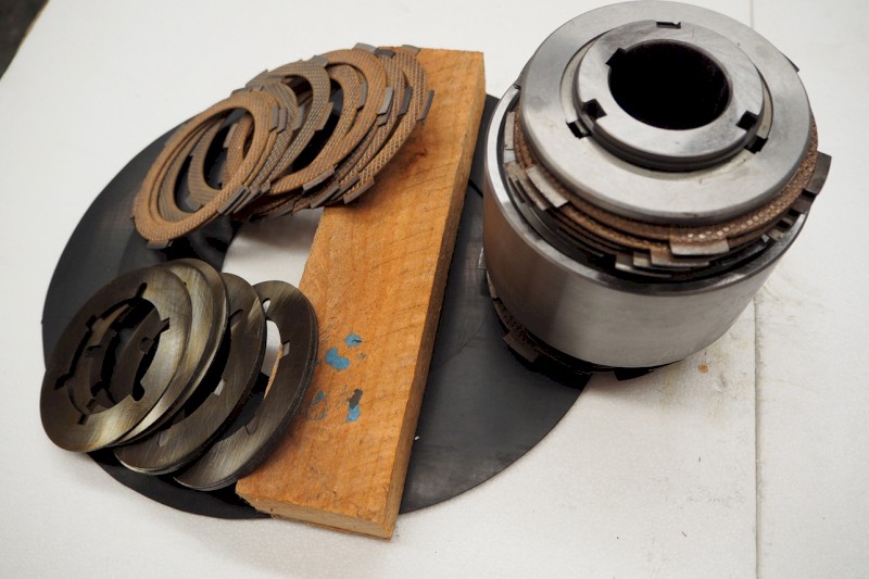 MSL 896 - SAFOP (ITALY) NEW DOUBLE CLUTCH AND SPARE PARTS FOR LEONARD 40/TR-1000 LATHE – RARE SPARE PARTS AVAILABILITY