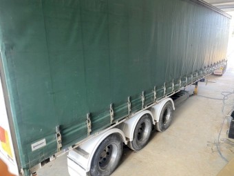 2003 Vawdrey Curtainside Trailer