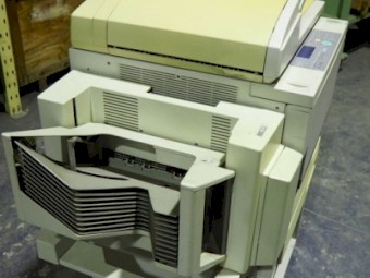 MSL 885 - A HIGH-QUALITY OFFICE PHOTO COPIER CANON NP 6030