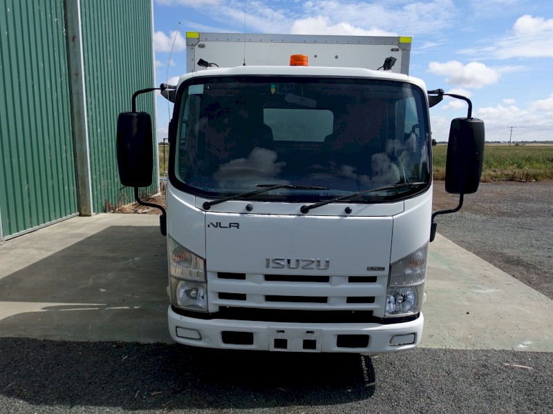 2011 Isuzu-NLR 200 Service Truck