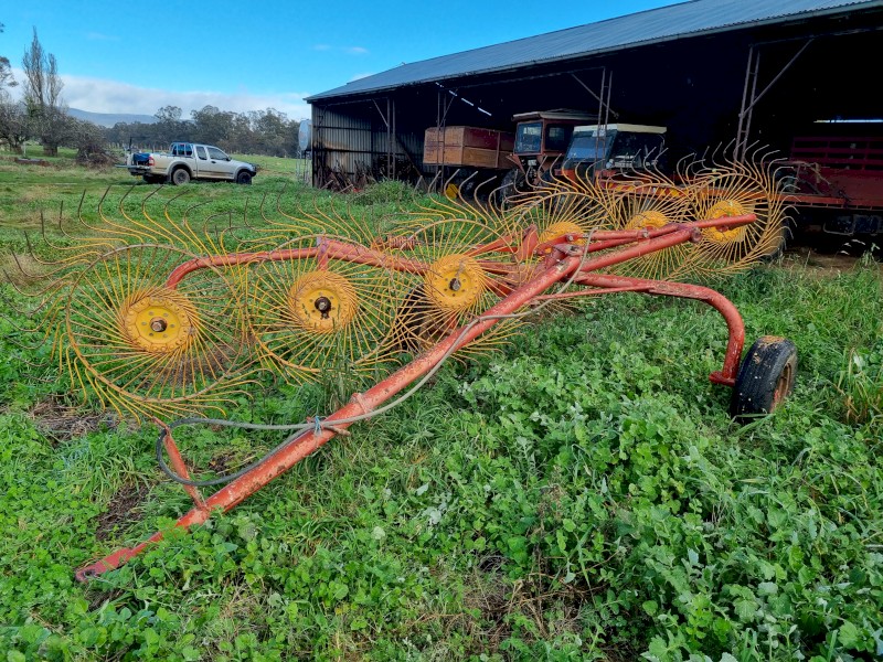 6 Wheel Finger Hay Rake