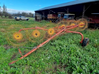 6 Wheel Finger Hay Rake
