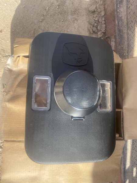 John Deere Lock and load lids  