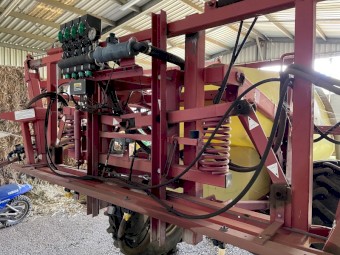 Hardi Ranger 2500 18 metre eagle boom 2014