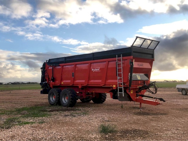 2015 Brochard EV 2200-80 35m3 Manure Spreader