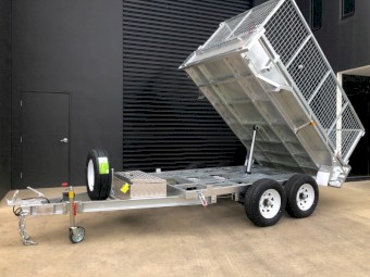 10x6 Tipper Trailer Tandem Hydraulic Galvanised 3.5T 425mm Side 900mm Cage