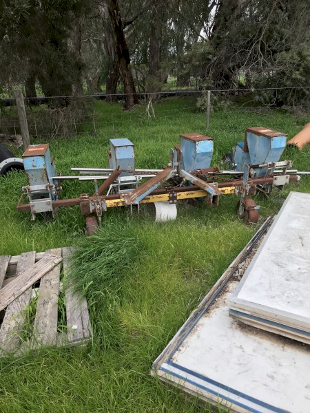 Precision Seeder 4 Row