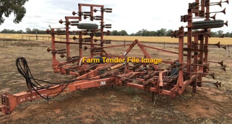 WANTED 33 or 36ft International Mark 2 740 Scarifier