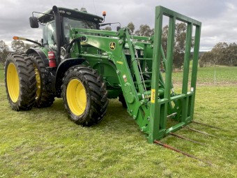 2017 John Deere 7210R Tractor with H480 Loader