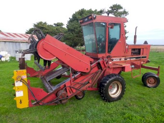 1988 Case IH 5000 Windrower