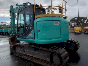 LOW HOUR 2017 BUILD SK135SR-3