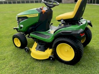 John Deere X167 Ride On Mower - Lawnmower - 48” Mulch Deck