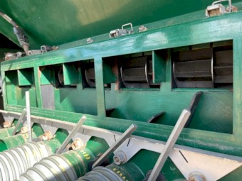 2004 Simplicity 9000L Airseeder