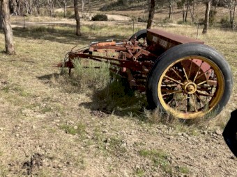 Massey Ferguson Sunshine 500 Combine