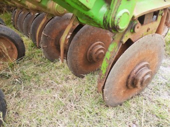 38 x Boss TD25 Double Disc Units 2” x 1” Shank with upgraded sealed hubs