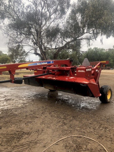 New Holland H7450 Mower Conditioner