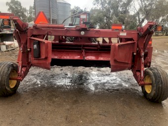 New Holland H7450 Mower Conditioner