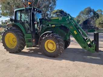 2019 John Deere 6140M Tractor / Loader