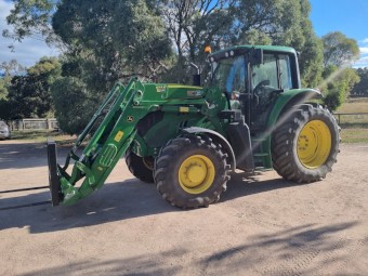 2019 John Deere 6140M Tractor / Loader