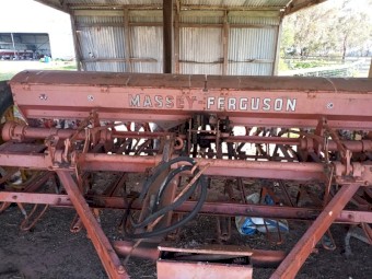 Massey Ferguson 55